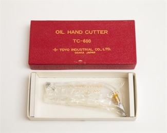 Vintage Oil Hand Cutter Japan Toyo TC-10 TC-600