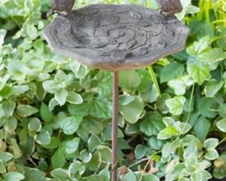 Metal bird bath