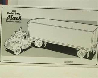First Gear 1960 Model B-61 Mack Tractor and Trailer / Cambell 66 Express / 1/34 scale / NIB