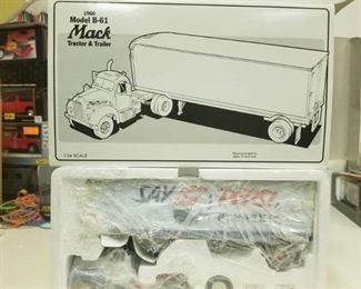 First Gear 1960 Model B-61 Mack Tractor and Trailer / Pepsi-Cola - PLEASE / 1/34 scale / NIB