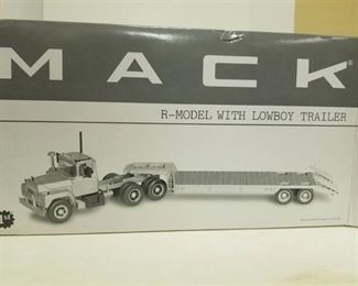 First Gear Mack R Model Tandem axel Tractor w/Lowboy Trailer / 1/34 scale / NIB