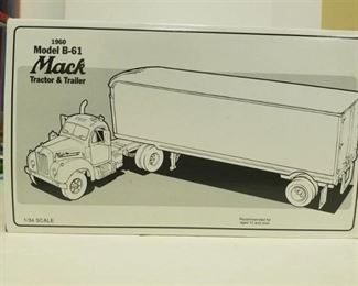 First Gear 1960 Model B-61 Mack Tractor and Trailer / Pepsi-Cola - PLEASE / 1/34 scale / NIB