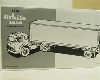 First Gear 1953 White 3000 Tractor w/30' Trailer / YELLOW TRANSIT /1/34 scale / NIB