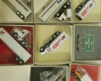 Winross / 8 items / Sigh / Semi / Trucks / See PIX / NIB