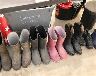 Outdoor various boots.