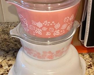 Vintage grouping of Pink & White Pyrex bowls.