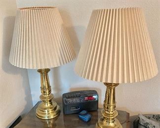 PAIR OF STIFFEL SIGNED BRASS LAMPS.