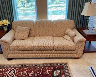 Excellent La-Z-Boy sofa