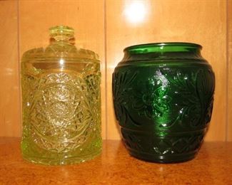 VASELINE GLASS AND GREEN SANDWICH.