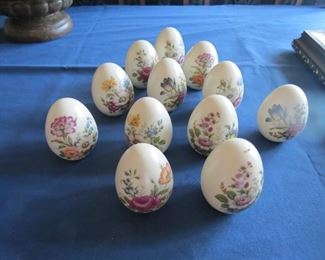 PORCELAIN EGGS.