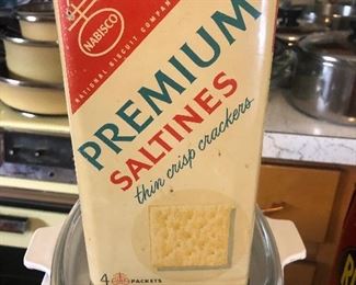 VINTAGE.  NO BAR CODE.