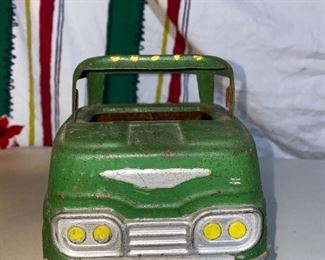 Metal Green Flatbed Truck $18.00
