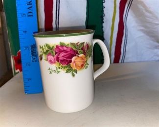 Royal Albert Dessert Rose Mug $8.00