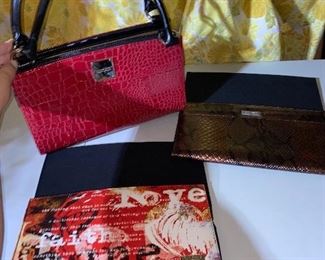 Miche Purse with two Covers $22.00