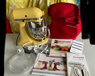 KitchenAid $125.00 with all shown 