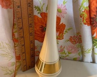Lenox Vase $8.00