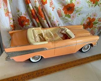 Barbie Convertible Front Seat is Loose and Windshield is Missing $5.00