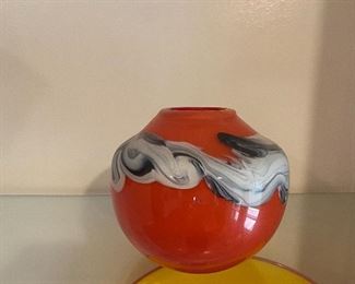 6” art glass vase unsigned ground base