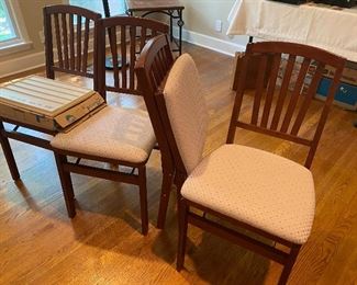 4 upholstered folding chairs