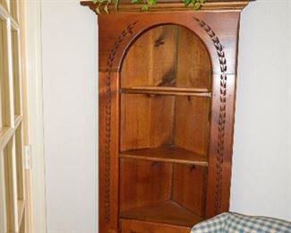 Sweet corner cabinet....country pine...really sweet