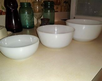Graduated bowls