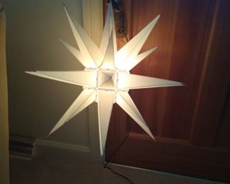 Large Moravian star