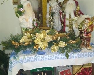 More Christmas items- great condition