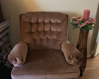 Mauve velour swivel chair
