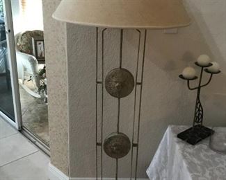Lion head embossed floor lamp