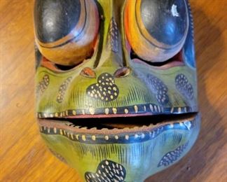 Vintage Hand Painted Wood Frog Mask (mouth opens & shuts)