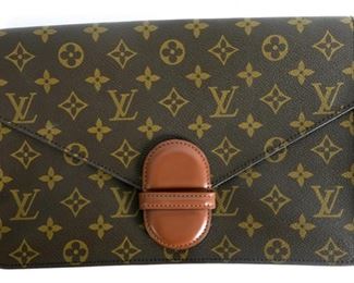 https://www.gallery63.net/auction-lot/louis-vuitton-vintage-monogram-ranelagh-clutch_53842B7BD6