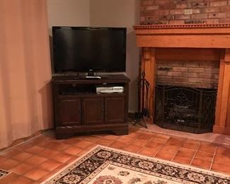 Rug, also two matching door matsand Flat screen and tv stand/cabinet 