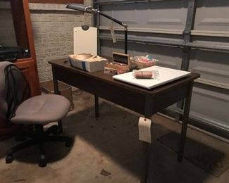 Commercial sewing table