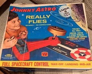 Vintage Johnny Astro Luna 3
