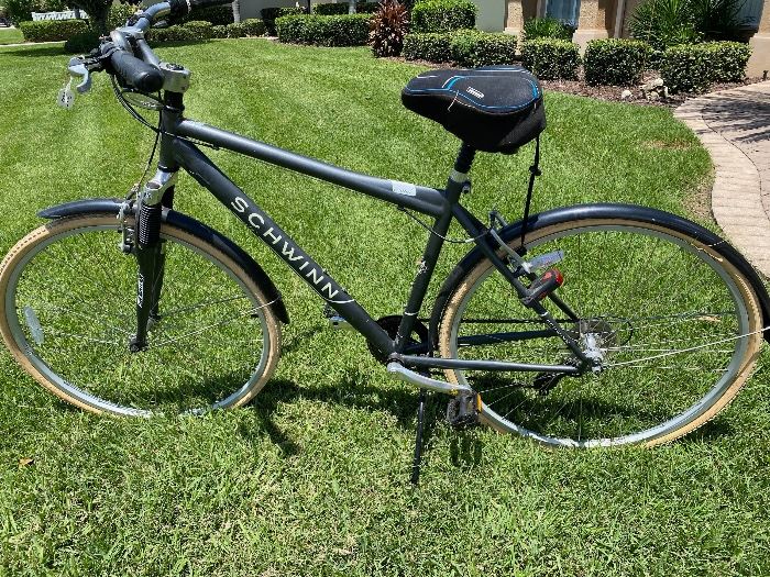 SCHWINN BIKE
