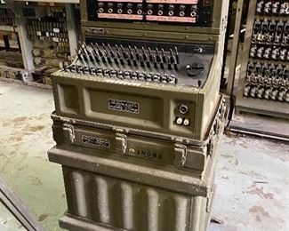 Signal Corps US Army Switchboard telephone manual SB-248/P by Kellogg Switchboard & Supply Company ..............To Register and To Bid go to https://capitolsalesservices.hibid.com..