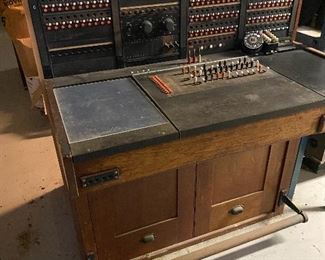 Western Electric Local Test Desk ..............To Register and To Bid go to https://capitolsalesservices.hibid.com..