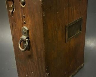 WWI Camp Telephone Model 1913 Signal Corps, US Army ...........To Register and To Bid go to https://capitolsalesservices.hibid.com..