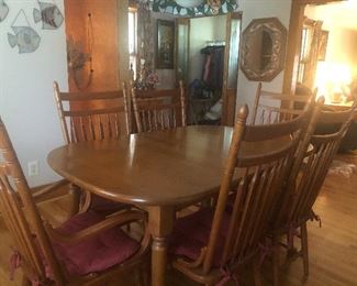 Pennsylvania House Chairs (6) with Dining table and leaves