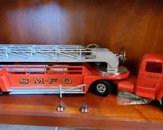 antique SMFD fire truck