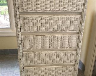 Wicker chest of drawers