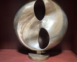 Metal sculpture