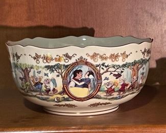 Lenox Disney Snow White Limited Edition Anniversary Bowl