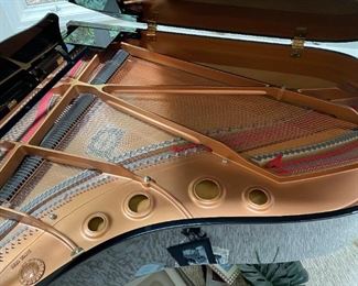 Yamaha piano