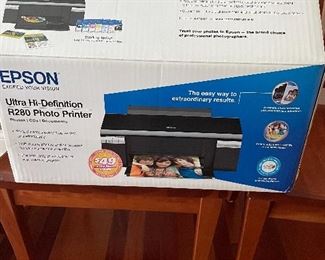 Epson hi-definition R280 photo printer - NIB