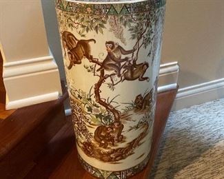 Monkeys design on porcelain umbrella stand