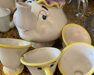 Mrs. Potts Tea Set