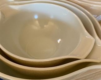 Vintage Pyrex Bowls Set/3