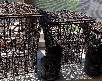 Set/3 Baskets w Lids