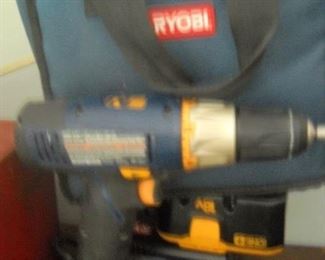 RYOBI DRILL